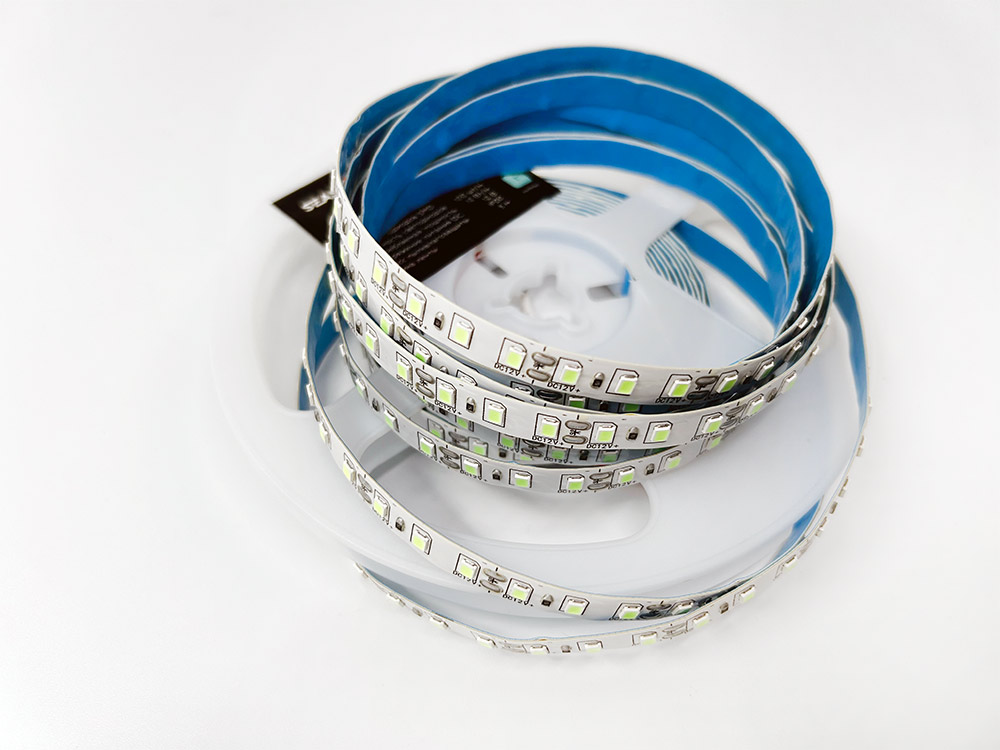 Светодиодная лента 2835/120 Turquoise (бирюзовый) 12V IP20 12W/м, 5м